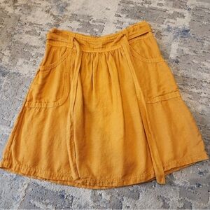 Anthropologie XL linen-cotton lined skirt w/ waist tie & pockets. Mustard yellow